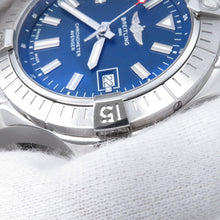 Load image into Gallery viewer, BREITLING Avenger Automatic 43 W43mm Stainless Steel Blue DialA17318
