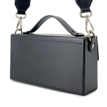 将图像加载到图库查看器中，FENDI Baguette Soft Trunk in collaboration with Marc Jacobs Black7VA565 Leather
