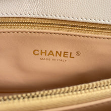 Load image into Gallery viewer, CHANEL Coco handle WhiteA92991 Caviar Leather Size 29

