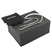 Load image into Gallery viewer, CHANEL Coco handle WhiteA92991 Caviar Leather Size 29
