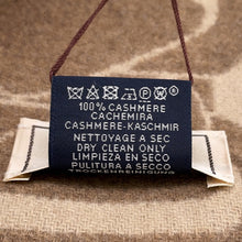 Load image into Gallery viewer, HERMES Cashmere Scarf Clic Se Nue Marron Grasset/Craie Cashmere100%
