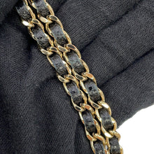 将图像加载到图库查看器中，CHANEL Matelasse iPhone Case for 14pro BlackAP3553 Caviar Leather
