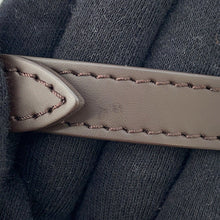 将图像加载到图库查看器中，LOUIS VUITTON Siena RedN41545 Damier Ebene Canvas Size PM
