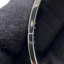 将图像加载到图库查看器中，HERMES Clic crack Size PM White Metal
