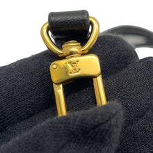 Load image into Gallery viewer, LOUIS VUITTON Pochette double zip NoirM69203 Monogram Monogram / Giant Reverse
