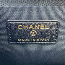 将图像加载到图库查看器中，CHANEL Matelasse fragment case BlackAP4344 Lambskin/Rhinestone
