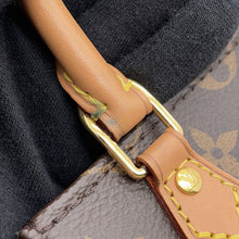 Load image into Gallery viewer, LOUIS VUITTON Petit Sac Plat BrownM69442 Monogram
