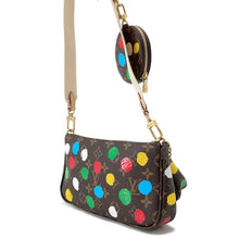 将图像加载到图库查看器中，LOUIS VUITTON LV x YK Multi・Pochette Accessoires RedM46385 Monogram Painted Dot

