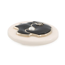 Load image into Gallery viewer, CHANEL CC Logo Brooch Black/White Plastic Faux Pearl
