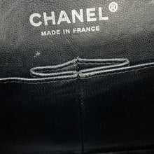 Load image into Gallery viewer, CHANEL Matelasse Double Flap ChainShoulder Bag BlackA01112 Caviar Leather Size 25
