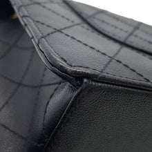 Load image into Gallery viewer, CHANEL Matelasse Single Flap ChainShoulder Bag Black Caviar Leather Size 25
