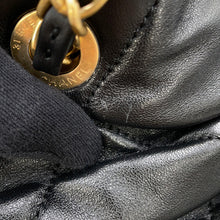 将图像加载到图库查看器中，CHANEL Matelasse Ribbon Bow Bag 2WAY Handbag BlackAS5851 Lambskin
