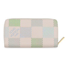 Load image into Gallery viewer, LOUIS VUITTON Zippy wallet Pistachio GreenN40748 Damier Licious
