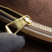 Load image into Gallery viewer, LOUIS VUITTON Dianu claimM46388 Monogram Empreinte Leather
