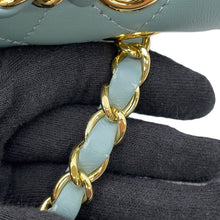 将图像加载到图库查看器中，CHANEL Matelasse Backpack Light BlueA69964 Lambskin
