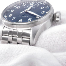 将图像加载到图库查看器中，IWC Big Pilot's Watch 43 W43mm Stainless Steel Blue DialIW329304
