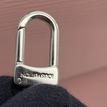 Load image into Gallery viewer, LOUIS VUITTON Cluny Rose BallerineM41338 Epi Leather Size BB
