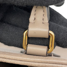 Load image into Gallery viewer, LOUIS VUITTON Onthego TourterelleM45607 Monogram Empreinte Leather Size MM
