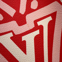 Load image into Gallery viewer, LOUIS VUITTON Onthego Red Monogram Giant LV Crafty Size GM

