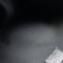 Load image into Gallery viewer, LOUIS VUITTON Discovery Bumback NoirM44444 Monogram / Galaxy
