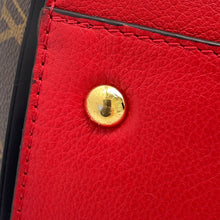 将图像加载到图库查看器中，LOUIS VUITTON Kimono CeriseM40459 Monogram Size MM
