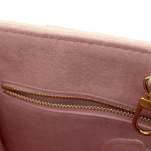 将图像加载到图库查看器中，LOUIS VUITTON LV × YK Onthego Quartz/PinkM21732 Monogram Empreinte Leather Size PM
