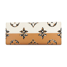 Load image into Gallery viewer, LOUIS VUITTON Onthego IvoireM44675 Monogram / Jungle Size GM
