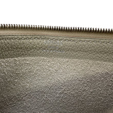 Load image into Gallery viewer, HERMES Caba Cityslide clutchertige Gris Tourterelle Togo Leather Size 24
