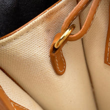 Load image into Gallery viewer, CELINE Vertical Cabas 2-way Tote Natural/Tan193302 Canvas Leather Size Mini
