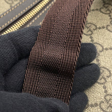 将图像加载到图库查看器中，GUCCI GG Supreme Shoulder Bag Brown298257 GG Supreme

