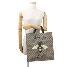 将图像加载到图库查看器中，GUCCI Bee Print Tote Bag Beige/Black450950 GG Supreme Leather
