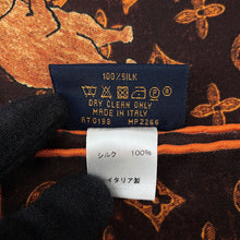 Load image into Gallery viewer, LOUIS VUITTON Carre・Catogram Size 90 Brown/OrangeMP2266 Silk100%

