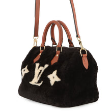 Load image into Gallery viewer, LOUIS VUITTON Speedy Bandouliere Noir/WhiteM11797 Monogram Shearling Size 30

