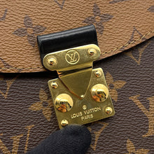 Load image into Gallery viewer, LOUIS VUITTON Camera box NoirM82465 Monogram Monogram Reverse Canvas
