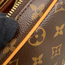Load image into Gallery viewer, LOUIS VUITTON Dop kit BrownM44494 Monogram
