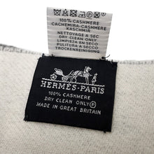 将图像加载到图库查看器中，HERMES Double face scarf Gris Flannel / Ivory Coast Cashmere 100%
