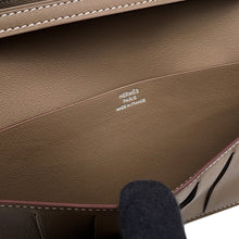 将图像加载到图库查看器中，HERMES Citizen twill Etoupe Swift Leather
