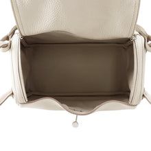 Load image into Gallery viewer, HERMES Lindy Beton Taurillon Clemence Size 26

