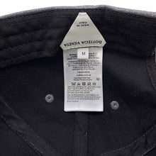 Load image into Gallery viewer, Bottega Veneta Jersey Print Nubuck Leather Cap Size M Gray739329 V2UT0 Leather
