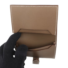Load image into Gallery viewer, HERMES Bearn Card Case Etoupe Veau Madame
