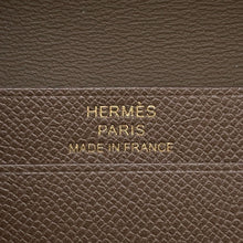 Load image into Gallery viewer, HERMES Bearn Card Case Etoupe Veau Madame
