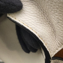 将图像加载到图库查看器中，LOEWE 2WAYBag Ivory/Brown321.12BT22 Leather
