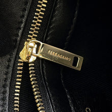 将图像加载到图库查看器中，Ferragamo Tote Bag Black214988 Fabric
