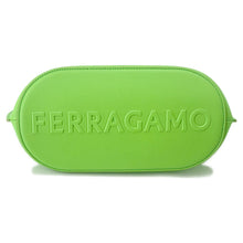 将图像加载到图库查看器中，Ferragamo Logo Clutch Bag Light Green241390 Leather
