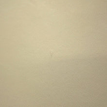 将图像加载到图库查看器中，Valentino Garavani V-Sling Clutch Bag Ivory/Black Leather
