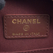 将图像加载到图库查看器中，CHANEL Matelasse Round ChainShoulder Bag BlackA70657 Soft Caviar Leather
