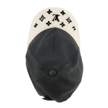 Load image into Gallery viewer, LOUIS VUITTON Sharing Cap Size M NoirM00493 Outer: 100% Lamb Leather, Partially: 77% Polyurethane, 23% Polyurethane
