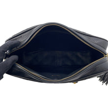 将图像加载到图库查看器中，CHANEL Matelasse fringed chain shoulder bag Black Lambskin
