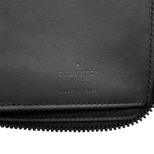 Load image into Gallery viewer, LOUIS VUITTON Zippy wallet Vertical NoirM69047 Taurillon Leather
