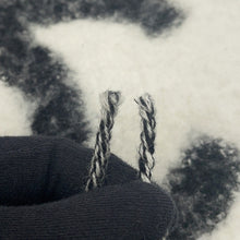 将图像加载到图库查看器中，CHANEL Logo scarf White/BlackAAA478 Cashmere93% Silk7%

